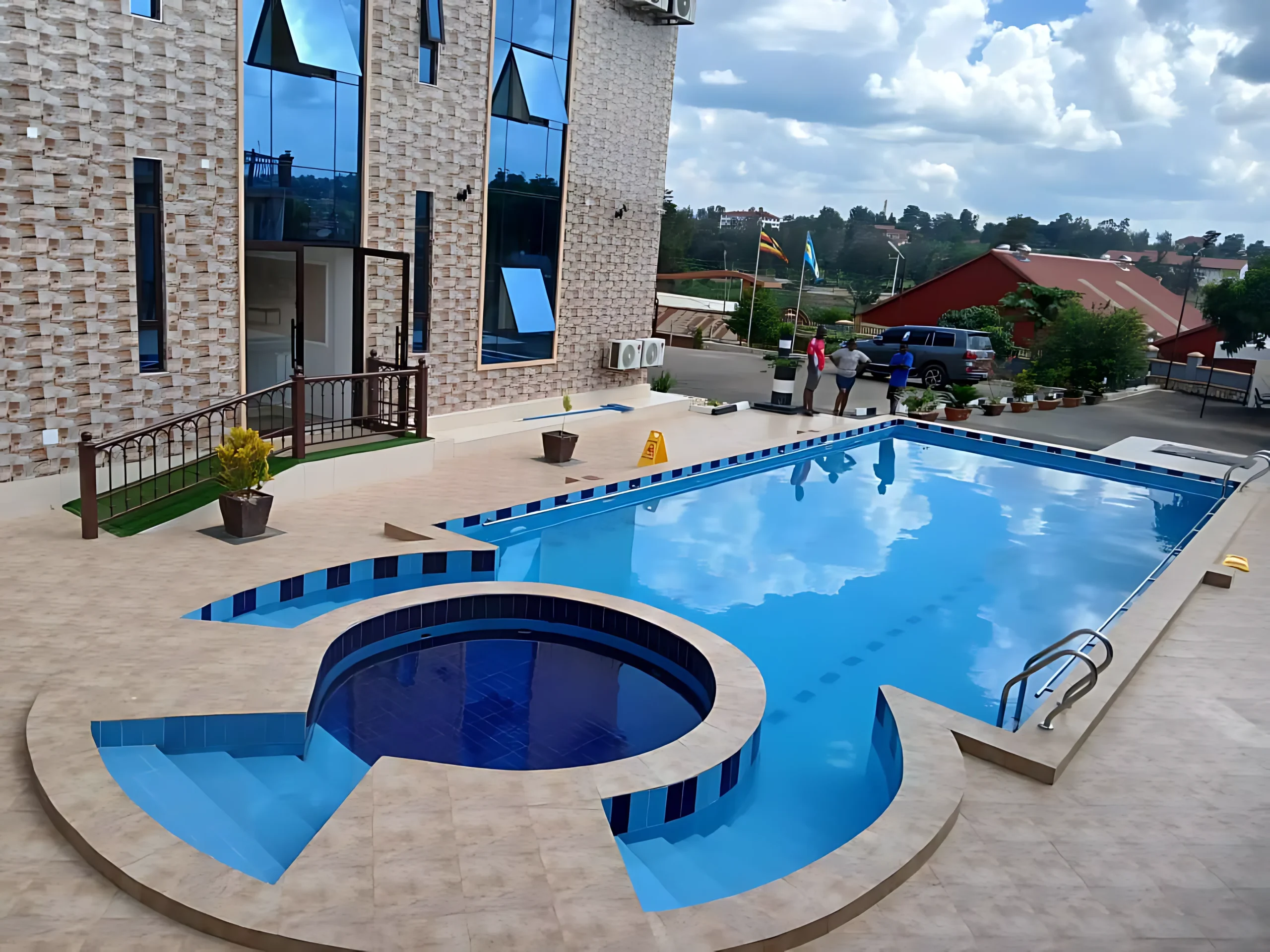 Fd774e1a5a57456b93d2ba31e0ce328d Scaled