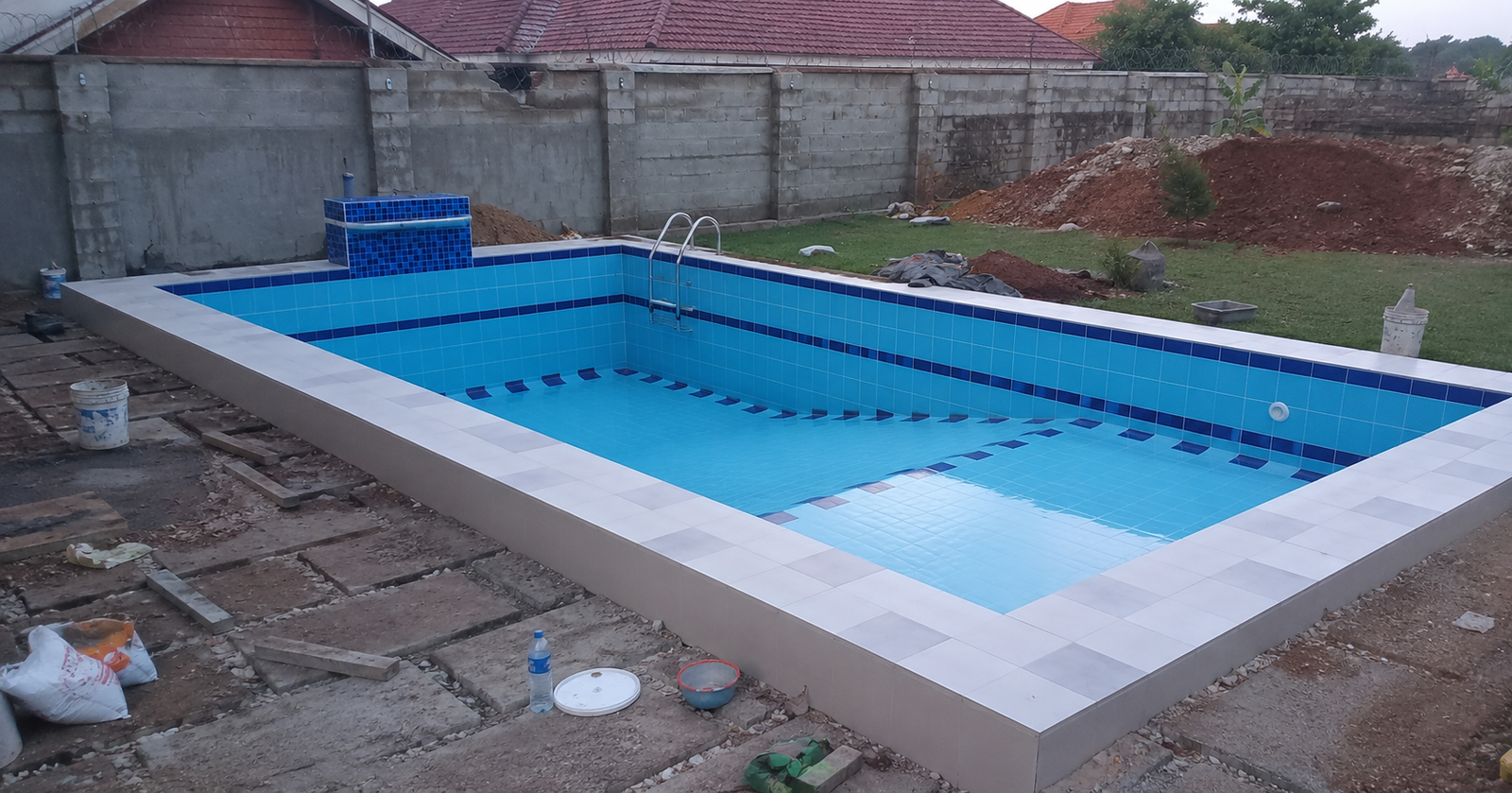 Hotel swimming pool at Katabi